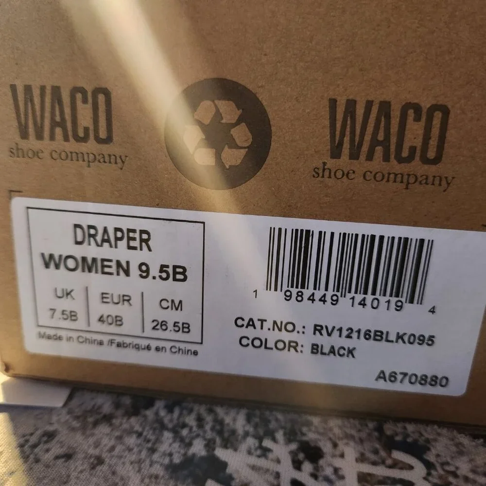 Waco Shoe Company Revitalign Leather Boots. NIB. Size 9.5. Leather.